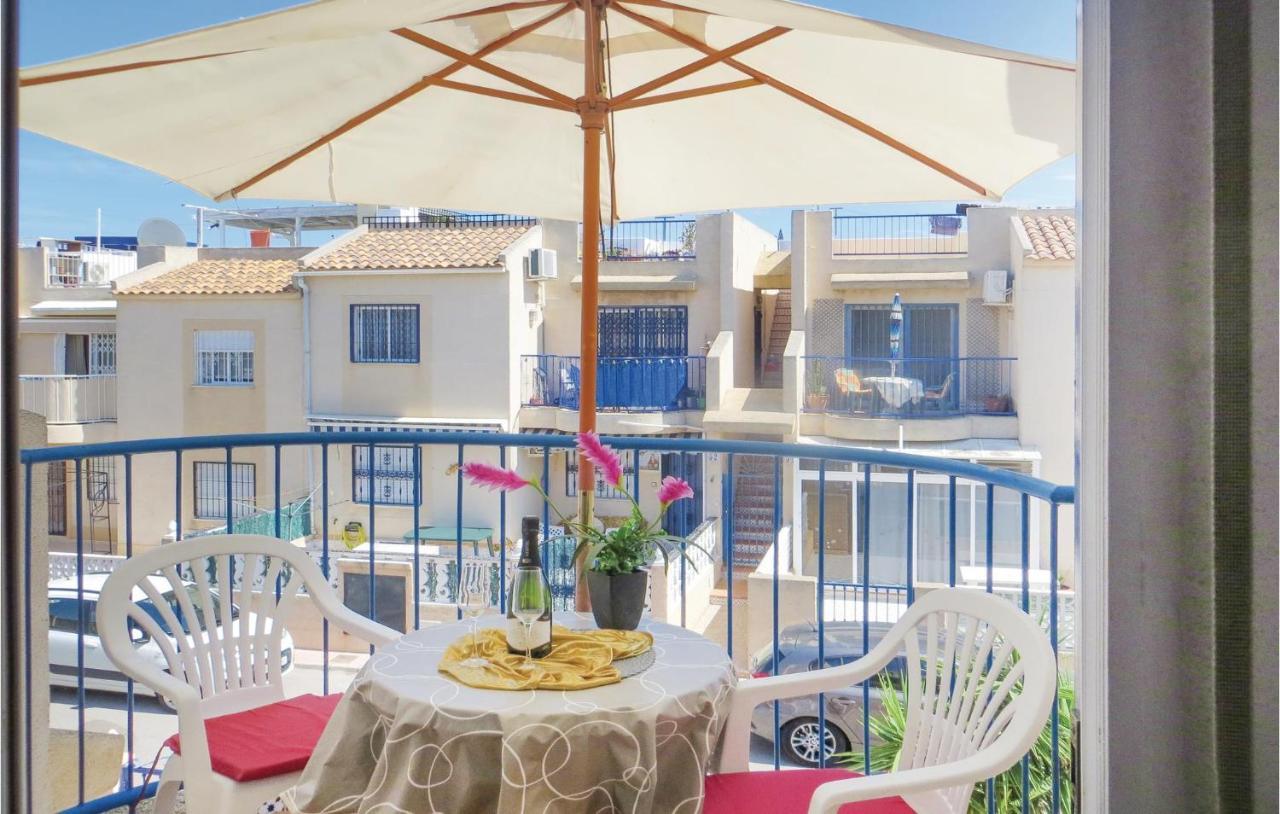 Amazing Apartment In Torrevieja With Kitchen Екстериор снимка
