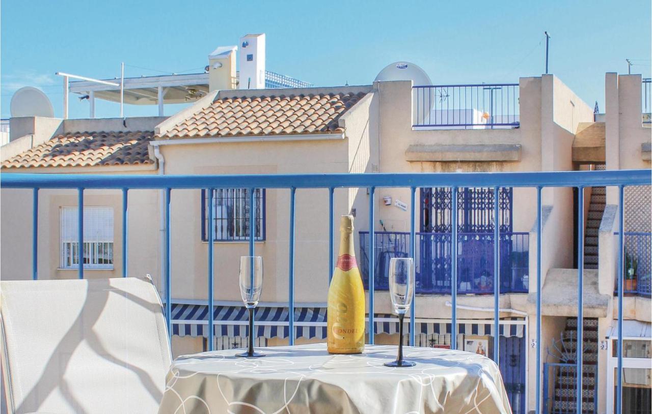 Amazing Apartment In Torrevieja With Kitchen Екстериор снимка